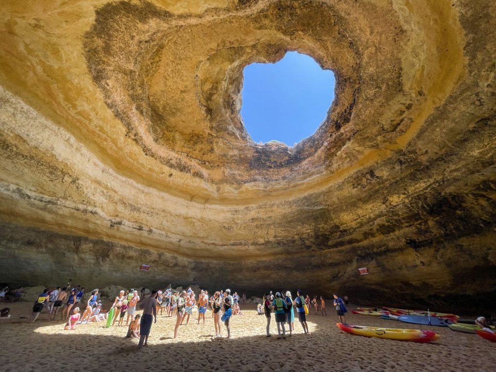 visiter les caves de benagil au portugal